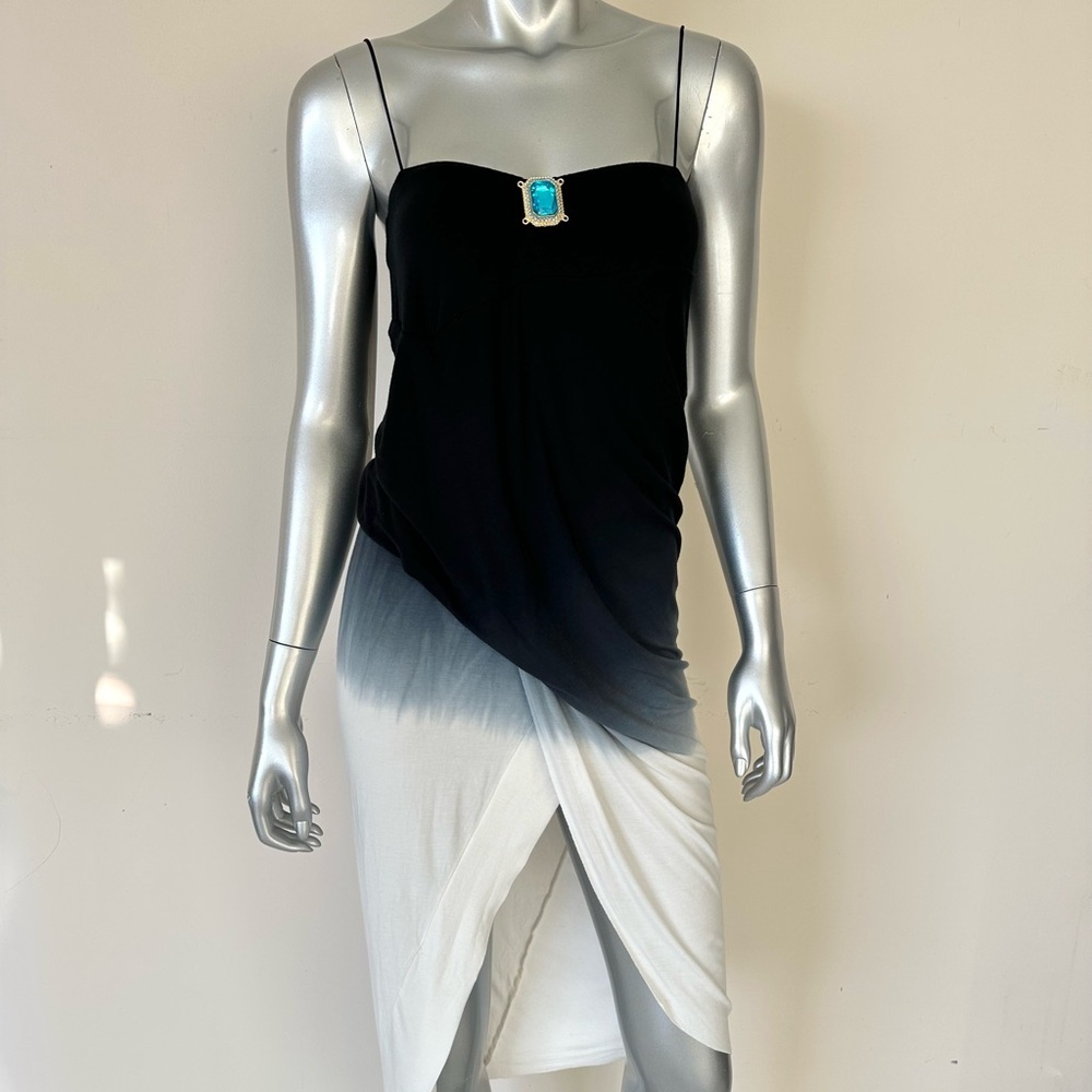 Women top with crystal size S